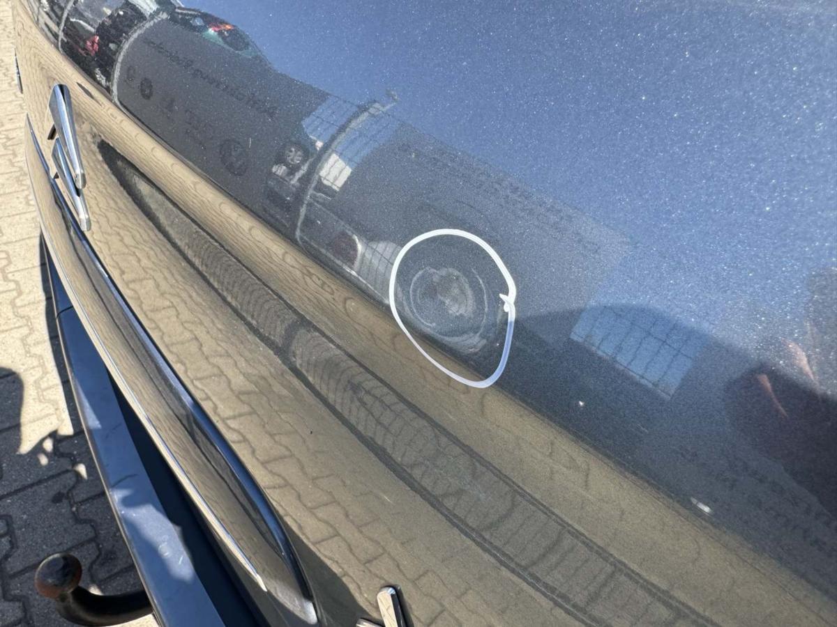 Citroen Xsara Picasso original Heckklappe mit Heckscheibe EZW Eisengrau Bj.2007